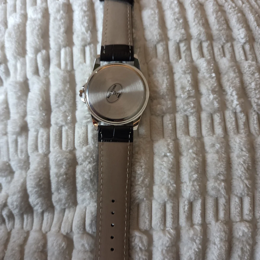 Elegant Black Leather Strap Lady Liberty  Watch‎